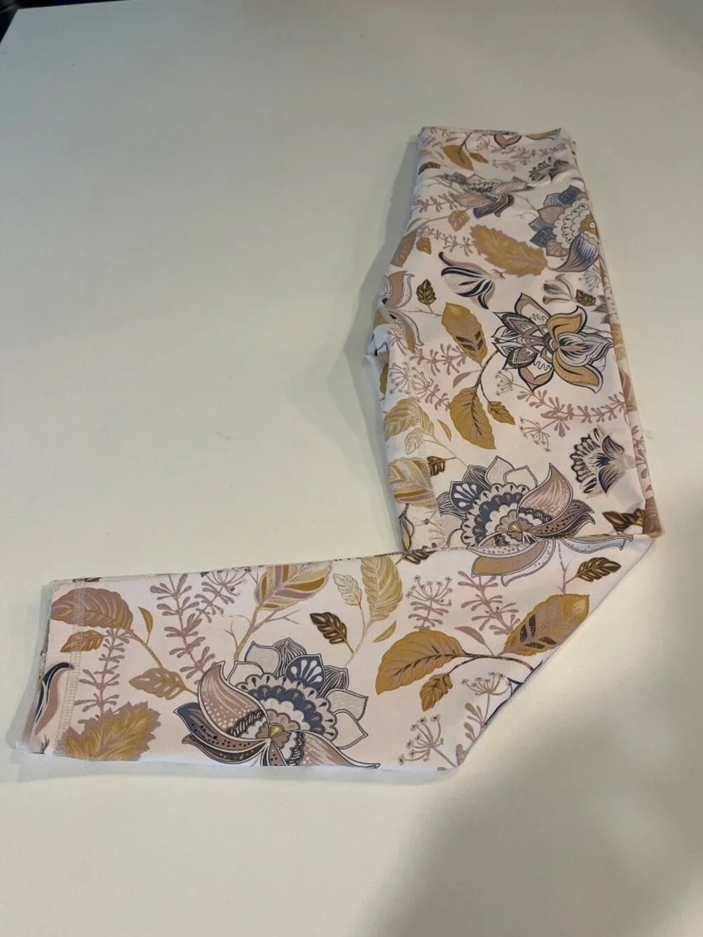 Floral Print High-Waisted Womens Leggings M Made In USA Polyester & Spandex Blen - Picture 9 of 10